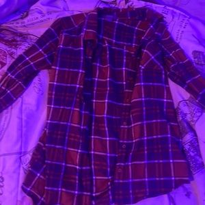 small woman’s flannel size small